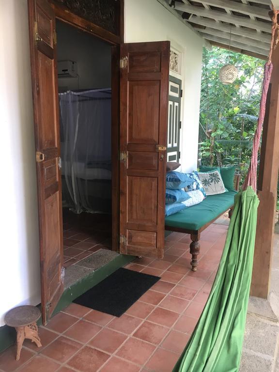 Templeberg Bed & Breakfast Walahanduwa Luaran gambar