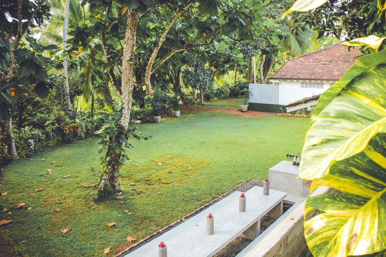 Templeberg Bed & Breakfast Walahanduwa Luaran gambar
